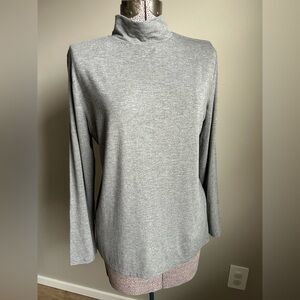Papa Vancouver soft bamboo Gray Womens mock-neck small shop local grey tee basic